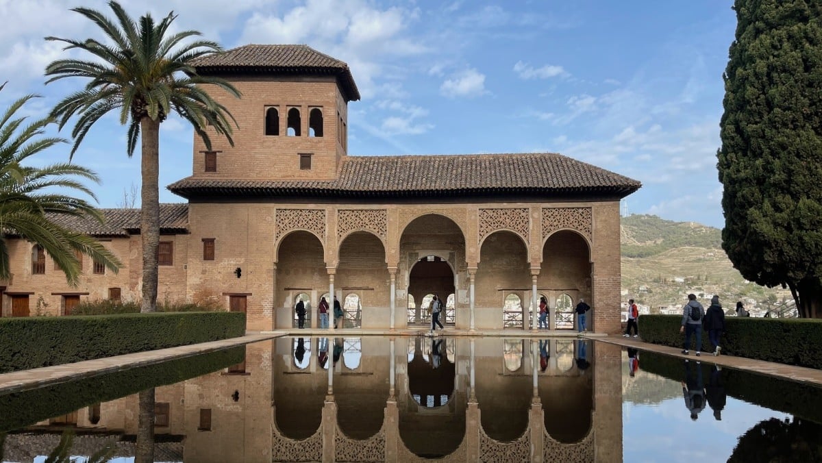 Alhambra, canva