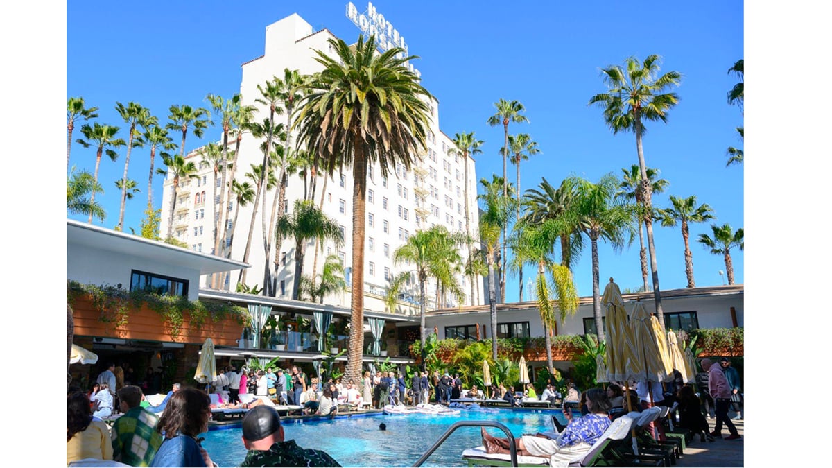 Felix LA Art Fair. Photo by Casey Kelbaugh. Image courtesy of Felix LA Art Fair.