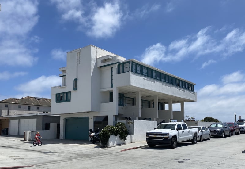 Lovell Beach House, photo by Michael Locke