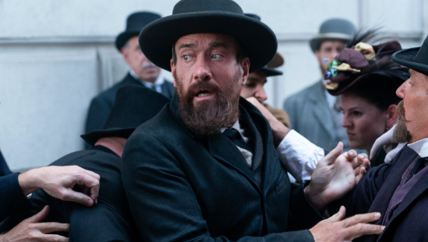 Matthew Macfadyen in a new role as President Garfields assassin