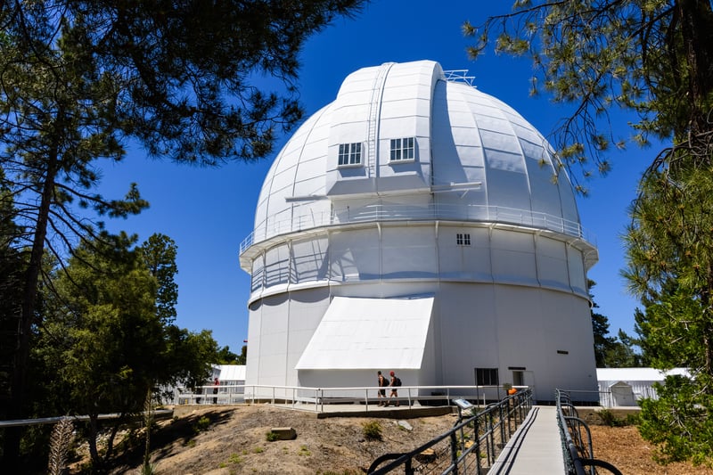 Mt. Wilson Observatory Telescope shutterstock_1114117940