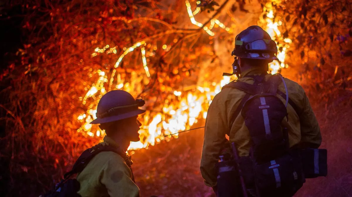 Paliades Firefighters Photo credit REUTERS/Ringo Chiu