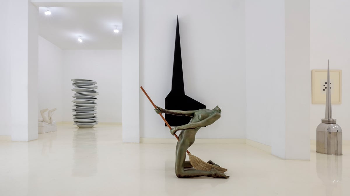 "Isabelle Albuquerque X Robert Therrien" at the Robert Therrien Studio, Los Angeles, 2024. Photo by Joshua White; Courtesy of Isabelle Albuquerque and Robert Therrien Estate.