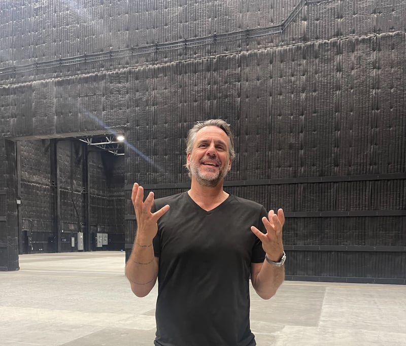 Tima Bell in his soundstage, IMG_6473 copy