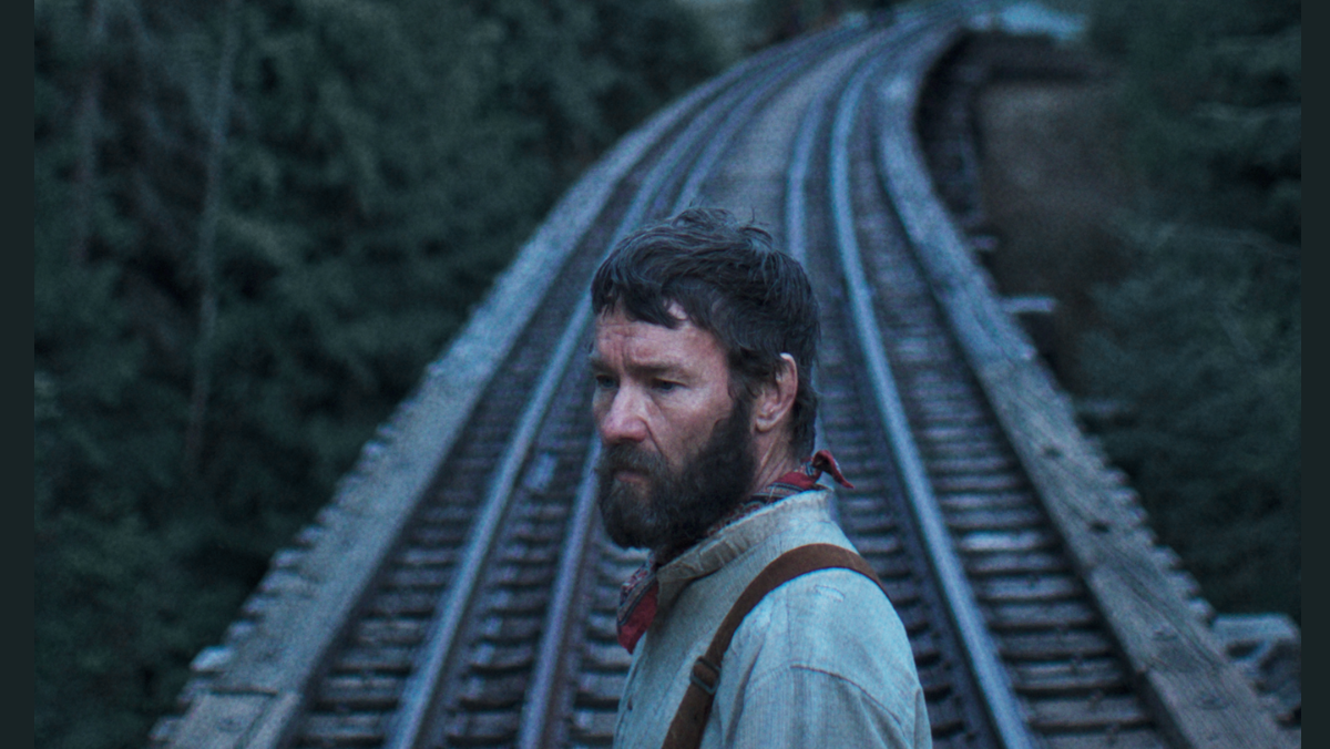 Joel Edgerton as Robert Grainier in Train Dreams. Credit BBP Train Dreams.