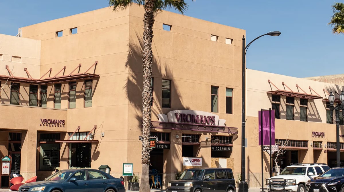 Vroman’s Bookstore in Pasadena. Photo by Shutterstock.  