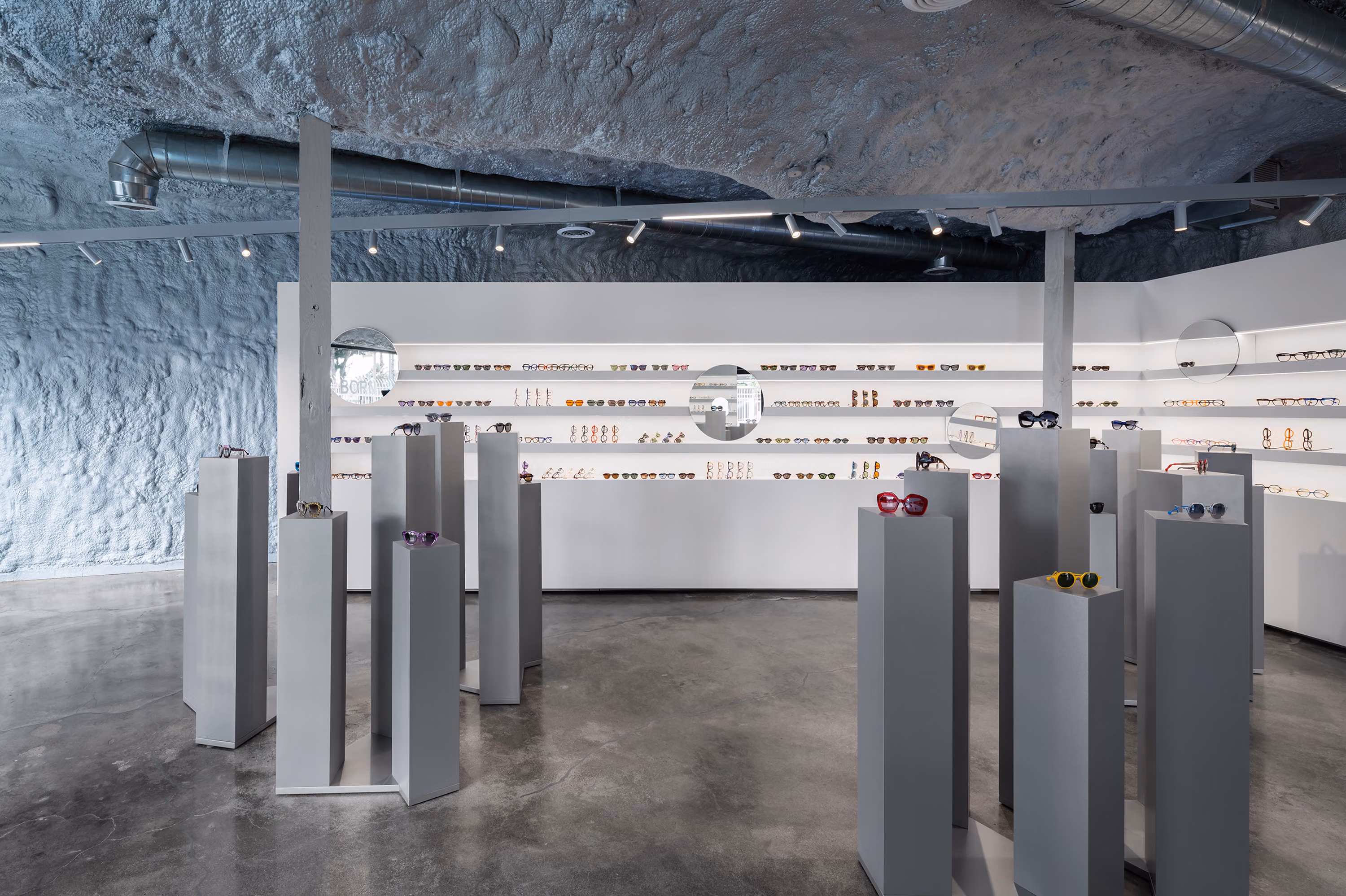 l.a. Eyeworks